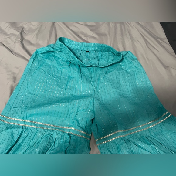 Beautiful frok shirt with plazo - Picture 15 of 16